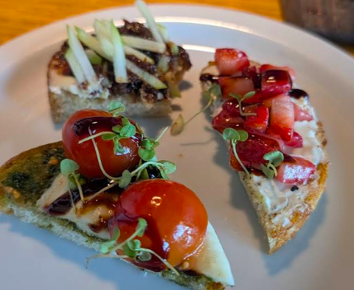 The Grove Wine Bar & Kitchen - Cedar Park signature dishes Seared Salmon Salad
Bruschetta
Bolognese